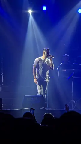 Nos preparamos para el sabado bailar en Atenas con unos temazos!! La Noche de los Grandes Éxitos en Atenas! ⏰ 00:00Hs a 3:00Hs!  Con todas las canciones que marcaron tu vida! Para vos qué tema no puede faltar? 🎟️ Anticipadas en Eden #baile #cordobaargentina #cuarteto #exitos 