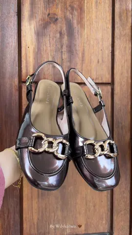 cantik bgt🥰🫶🏻#sendalwanita #sendalviral #flatshoes #flatshoes #sendal #foryou #moots #beranda #fandshoes #fypシ @FandShoes. 