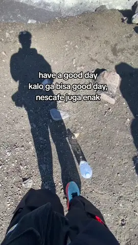 😩 #mountain #slametviabambangan #puncakgunungslamet #atapjawatengah #foryourpage #soundviral 