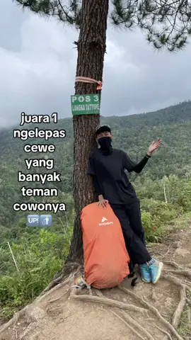🤐 #lewatberandafyp #fyp #fotolive #pendakigunung #pendakiindonesia #bulubaria2730mdpl 