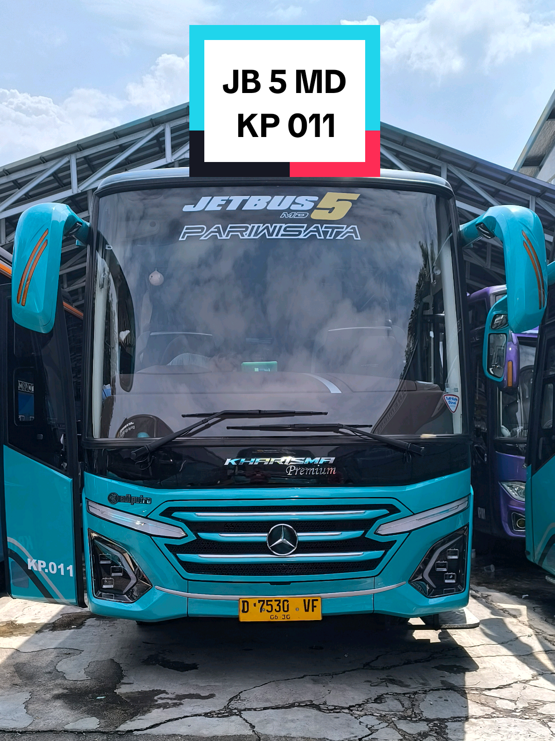 Unit Kharisma Premium (Medium)  order hub bio #buskharismapremium #busmania #SewaBusBandung #BusNyaman #SewaBus #BusPariwisata 