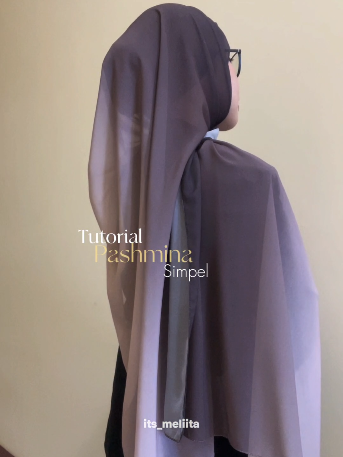 Tutorial Pashmina simpel. Pashmina ombre, pashmina gradasi dua warna. #pashmina #pashminaceruty #pashminacerutyombre #pashminagradasi #pashminaombre #pashminaombremurah 
