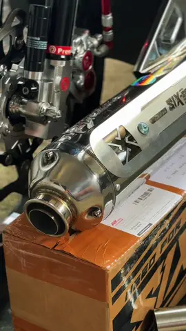 Sebening mantan 😍😍😍 #knalpotsixseven #knalpotstandarracing #beatmodifikasi #beatkarbu #beatdeluxe #beatdeluxemodifikasi #fyp #fypシ゚ 