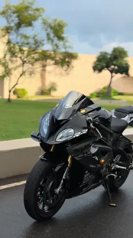 #astonduke #bmw #bmws1000rr #srilankan_tik_tok🇱🇰 