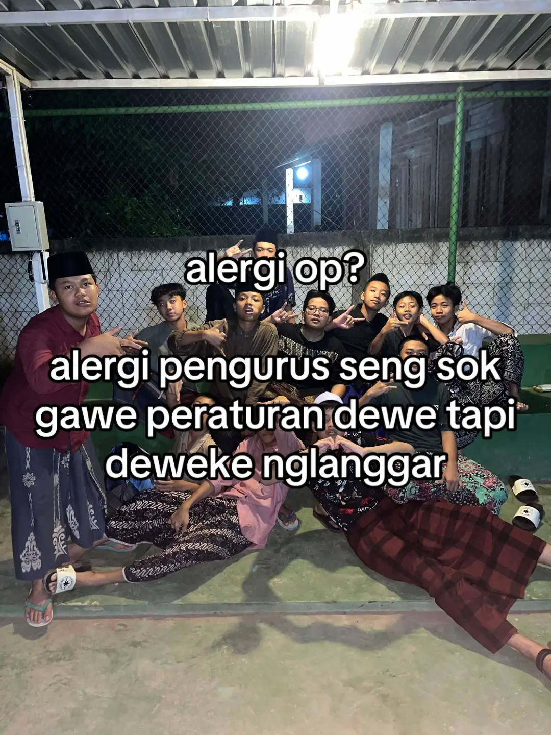 🤢🤮#santripondok#santri#santripondokpesantren# #qoutessantri#qoutesislami#masukberandafyp#santrihits##fyp#masukberandafyp 
