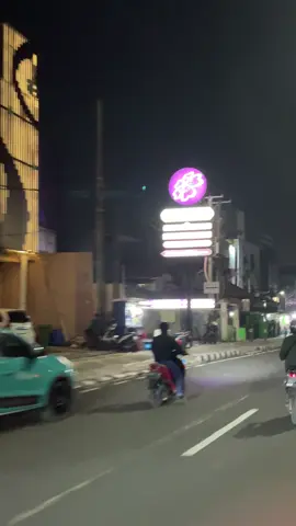 Nyaman bngt depok❤️#fyp #itcdepok #depok24jam #depok #depoktiktok #depokviral #depokhits #lks #lkssupport 