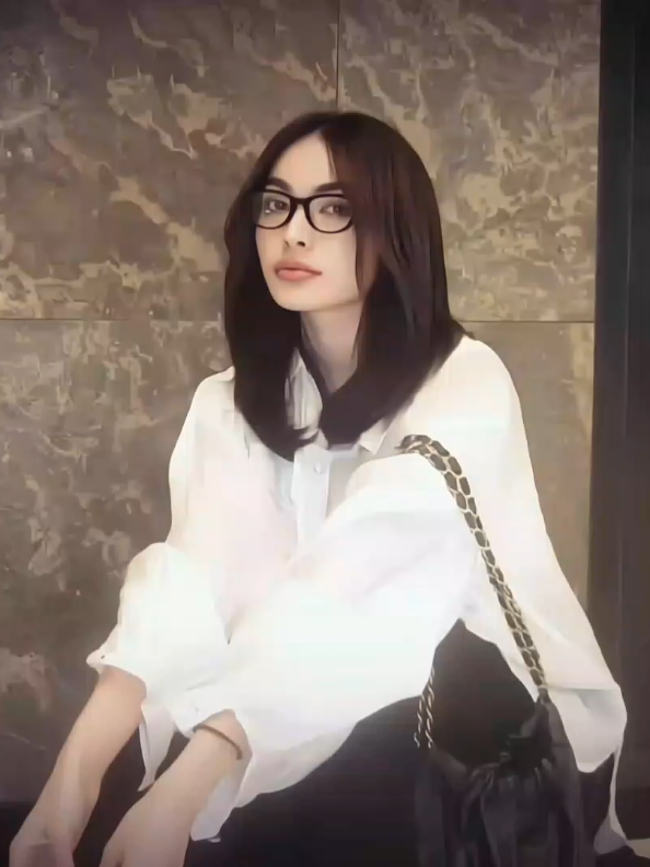 kailan ma'y ang mundo'y hindi kakalimutan, mahal na mahal kita @itscharlotty  #charlotteaustin #itscharlotty  #fyp 