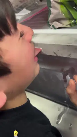 The moment he realizes his tongue is legit stuck! To be fair the worker did tell them to wait a few minutes befire eating it. #disneyland #icecream #fruitbar #tonguestuckonicypole #christmasstory #gonewrong#usa🇺🇸 