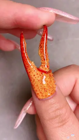 🦀 😀#nails #nailart #fyp #foryourpage #nailinspo #naillife #funny #funnynails 