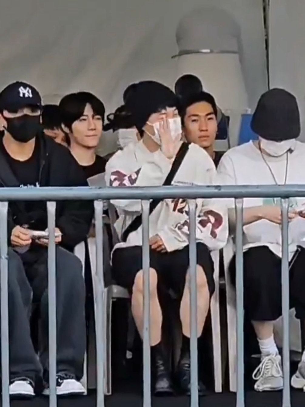 290625 | Jimin con Suga e Jungkook al . #RUNSEOKJIN_EP_TOUR in GOYANG D-2 .   .  .  #JiminItalia #BTS #방탄소년단 #JIN #SUGA #JIMIN #JUNGKOOK #jn #sg ##jk #jm #btsxarmy #ARMY #진 #슈가 #지민 #정국  #btsimissyou #ilovebts #armybts #btsarmy #runseokjin_ep_tour_day2