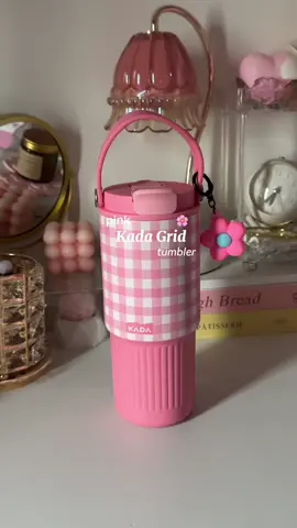 the cutest way to stay hydrated 💦🌸 my pink girlies would def love this grid tumbler from @KADA Tumbler #tumbler #gridtumbler #kadatumbler #tumblerwithstraw #vacuumtumbler #watertumbler #cutetumbler #KADA #KADATumbler #KADAHydrate #KADAStyle #watertumbler