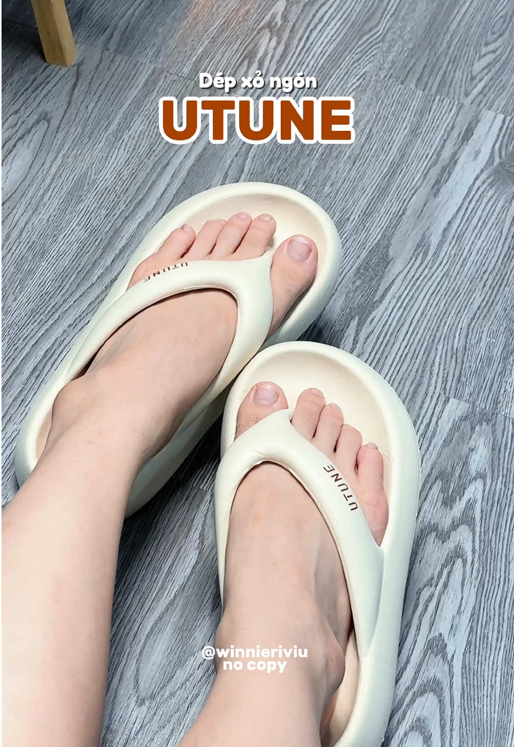 Đôi dép mà tui nghĩ ai cũng phải có 1 đôi trong nhà là đây 😊 #utune #depxongon #dep #depnamnu #depthoitrang #depchongtrontruot #unboxing #review #tiny 