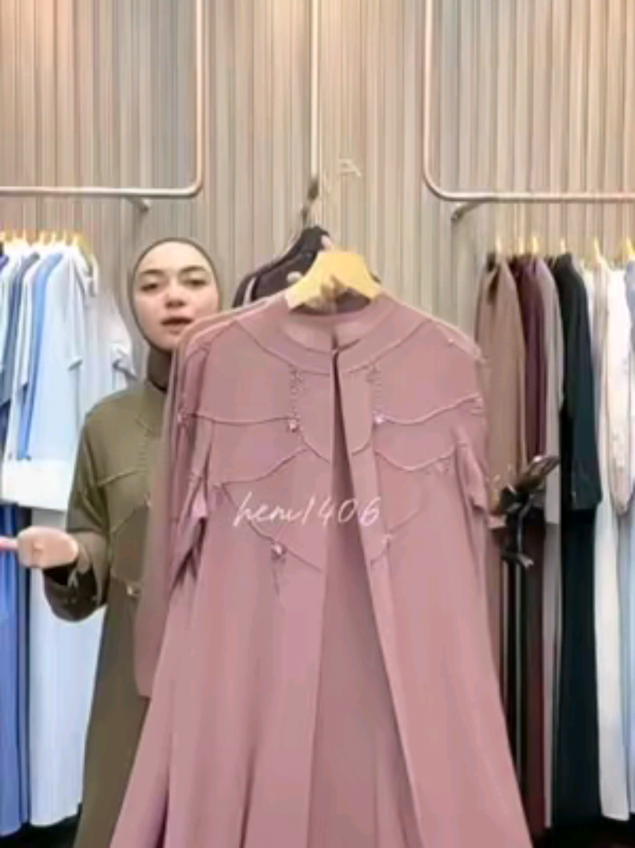 Annalise set hijab by Aisyalina abaya set hijab non busui #aisyalinastore #cuantanpabatas #wibgajian #paydaysale #abaya #jumathemat #gilagilajualan #fyp #heni1406 #gamissethijab #viral 