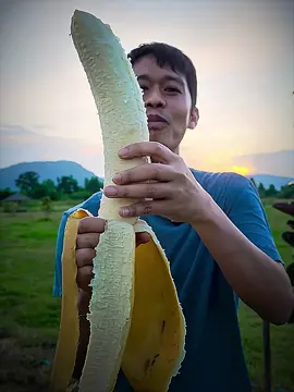 Song: ESTA NOCHE | The biggest fruit 💀 #fruit #big #reaction #fyp 
