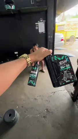 AWWSTU BSM GEAR OIL AT BSM ENGINE OIL  #bsm #bsmgearoil #bsmengineoil #motorcyle #scooter #maintenance 