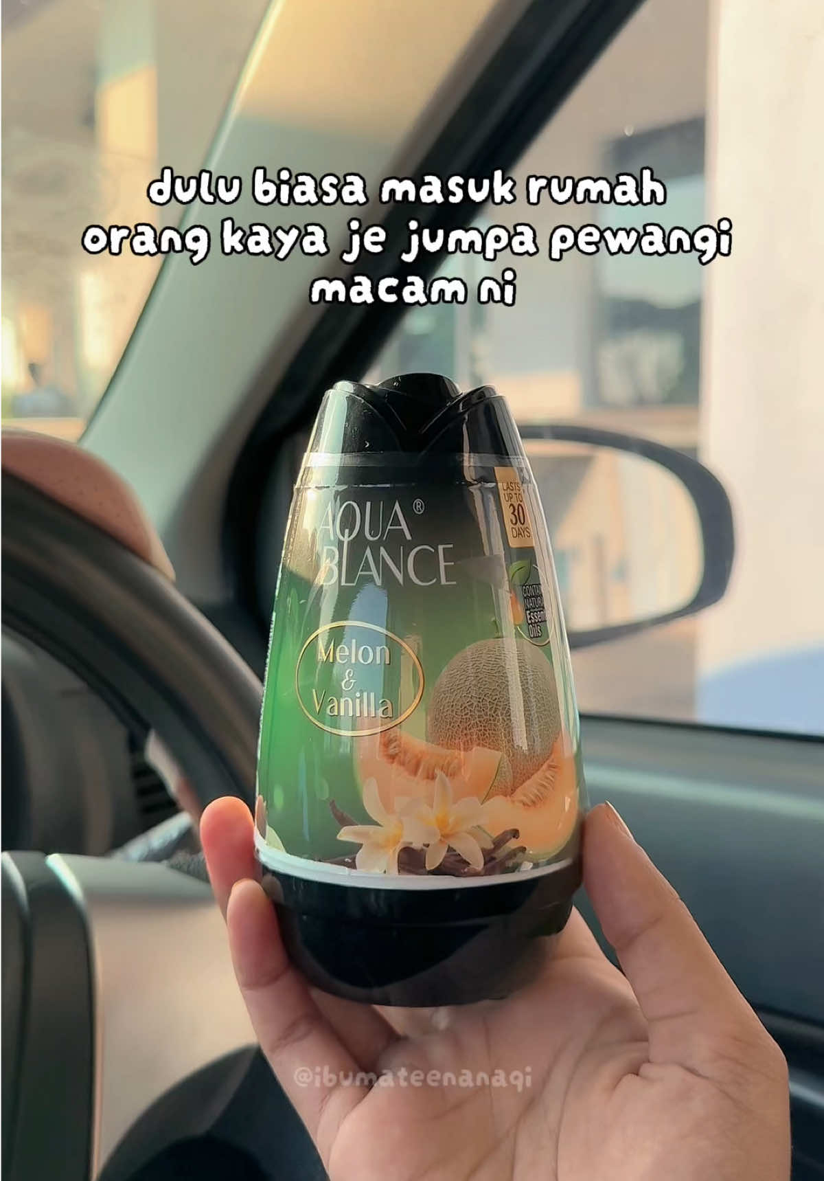 first time jumpa pewangi gabungan dua bau premium wehhhh siap ada ekstrak essential oi!! semua bauu macam bilik hotel! tak bilik hotel bau rumah orang kaya  ✨🤍 #airfreshener #pewangikereta #pewangirumah #pewangitoilet #pewangiviral #pewangimurah #essentialoils 