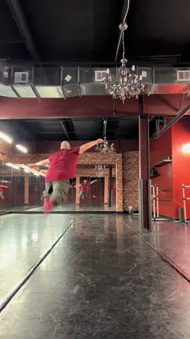 Move and dancin’ #dancerscomeinallsizes #dancer #dance #tomodell 