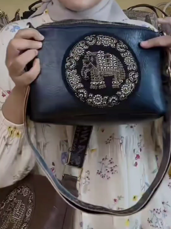 Tas Fashion 2337 Aff Tas Shandidaisu Free Paper bag & Tag label Tas Wanita Selempang Best Seller #tasselempang #bismillahfyp 