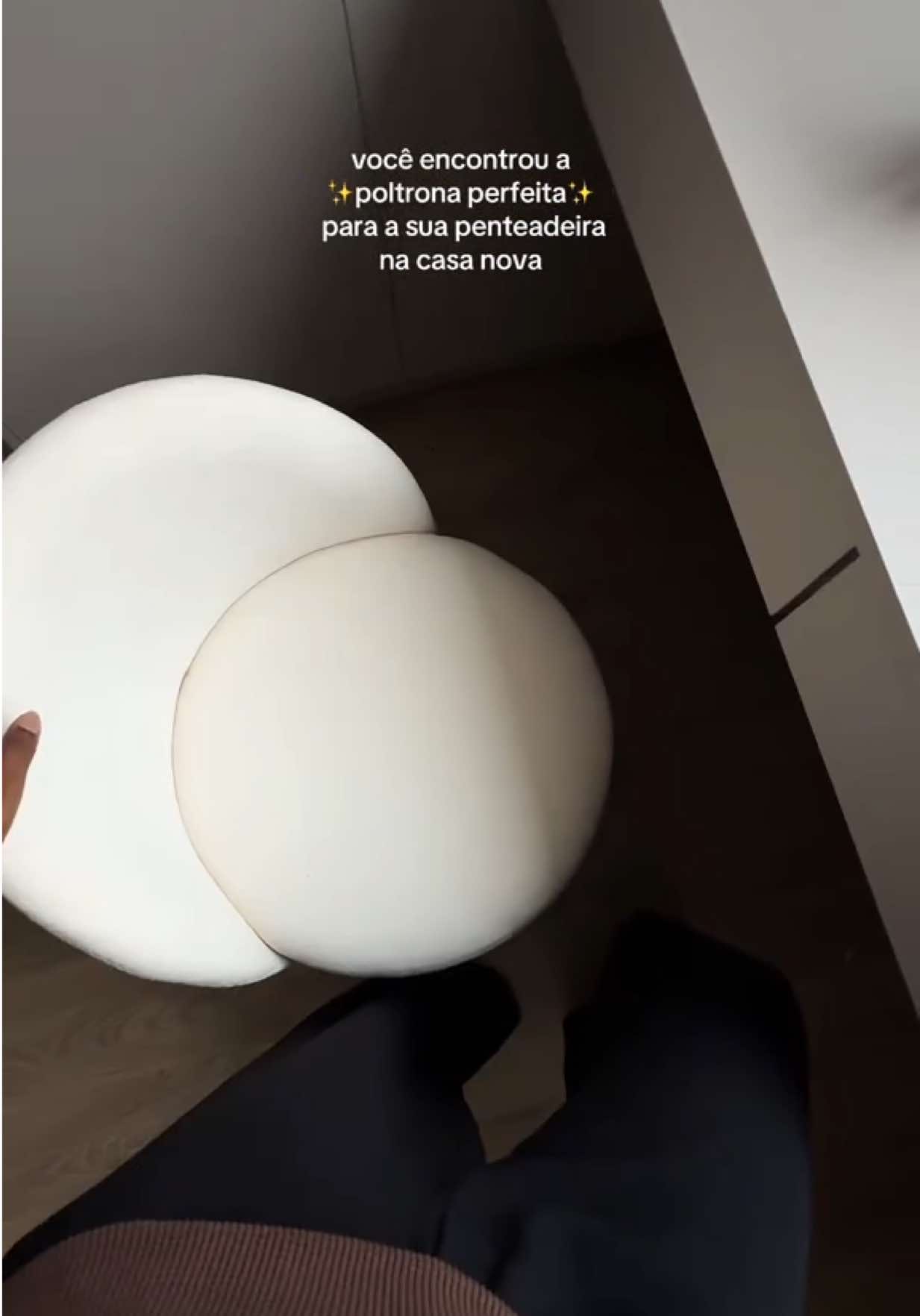 eu tô apaixonada pelo minha nova poltrona da penteadeira #decoracao #casa #comprinhasshopee #penteadeira 
