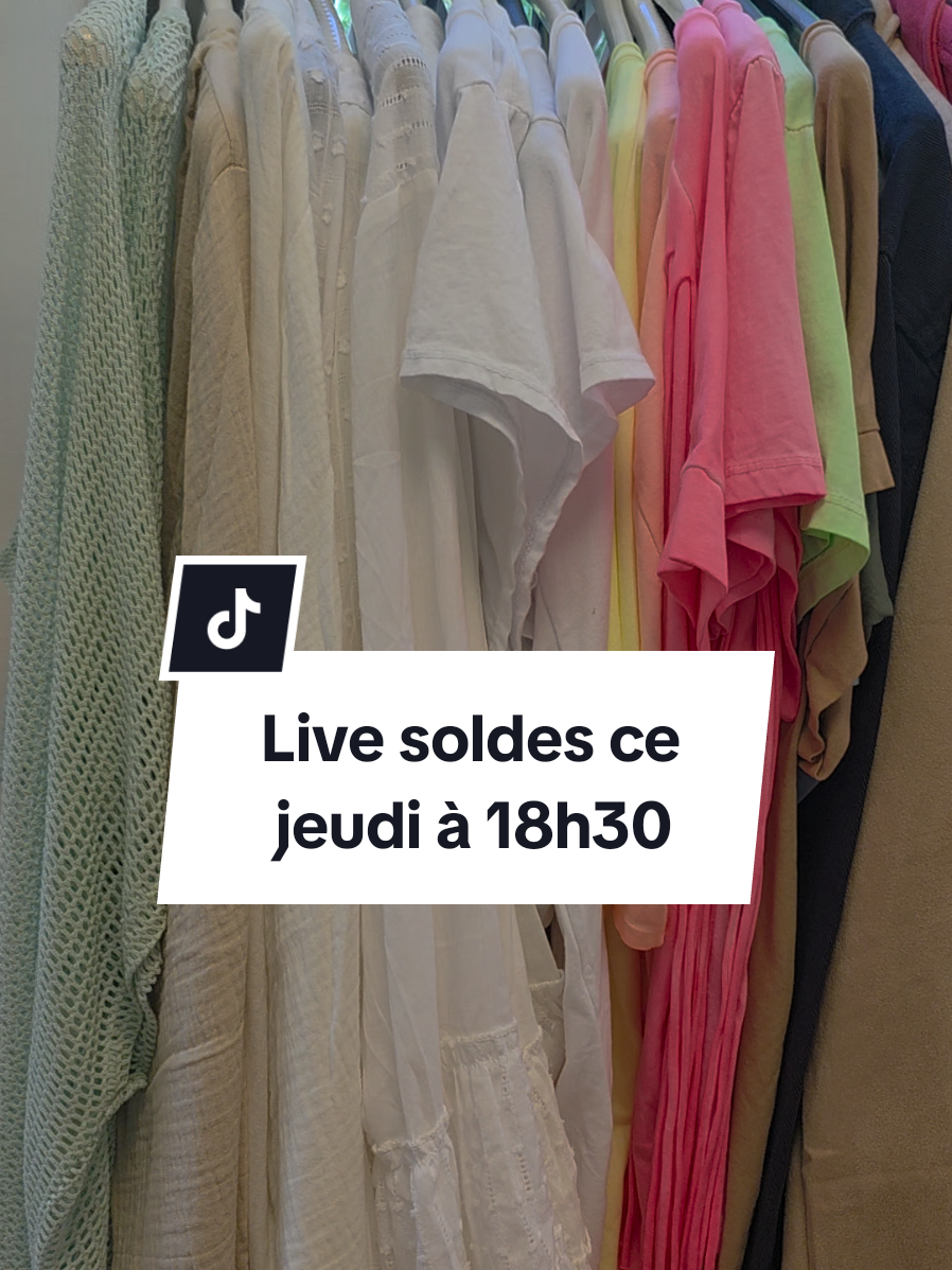 RDV ce jeudi à 18h30 pour un live shopping spécial soldes 🛍 #soldes #livesoldes #live #liveshopping #shopping #dresscodegap 