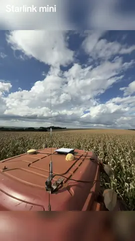 Starlink mini no trator. #agro #corn #starlink