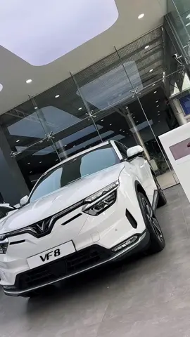 Màu trắng có làm anh lo lắng 😍🚘  #vf8 vin2025 ☑️  ☎️ @77.599.8645  #vf8 #vf8luxplus #vinfast #xedien #fyp #tiktok #xuhuong #viral 
