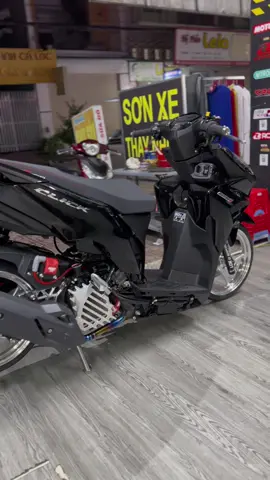 Đen bóng dàn chân Crom vẫn là OK 🥰#vario2023 #click150i #vario125 #61binhduong 