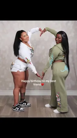 Happy 29th birthday to my best friend @juicyroots🇧🇿🇯🇲 ♥️♋️ @jcpenneyportraits thank you for capturing this beautiful awkward best friend photo shoot🥰  Outfits @Fashion Nova @FashionNovaCURVE  #jcpenneyphotoshoot #jcpennyportraits #bestfriendphotoshoot #novababe #fashionnova #BestFriends 