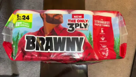 jstork928 Yes!! I received Brawny Paper Towels from Amazon for the Campaign with @weSponsored!! This package is massive!! I have been enjoying building a stockpile with the support of @weSponsored !! #influencer #loveit #thankful #thankyou #fun #brawny #brawnytearasquare #brawnythreeply #wesponsoredapp #wesponsored