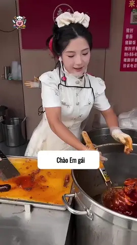 Review Cơm Dò Heo Thập Cẩm Đường Phố Của Em Gái Siêu Dễ Thương #food #review #shorts