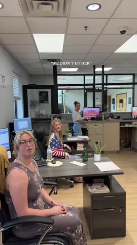 god forbid a girl doesn’t pack lunch..   #officelife #workhumor #officefun #coworkers #coworkersbelike #officehumor #relatable 