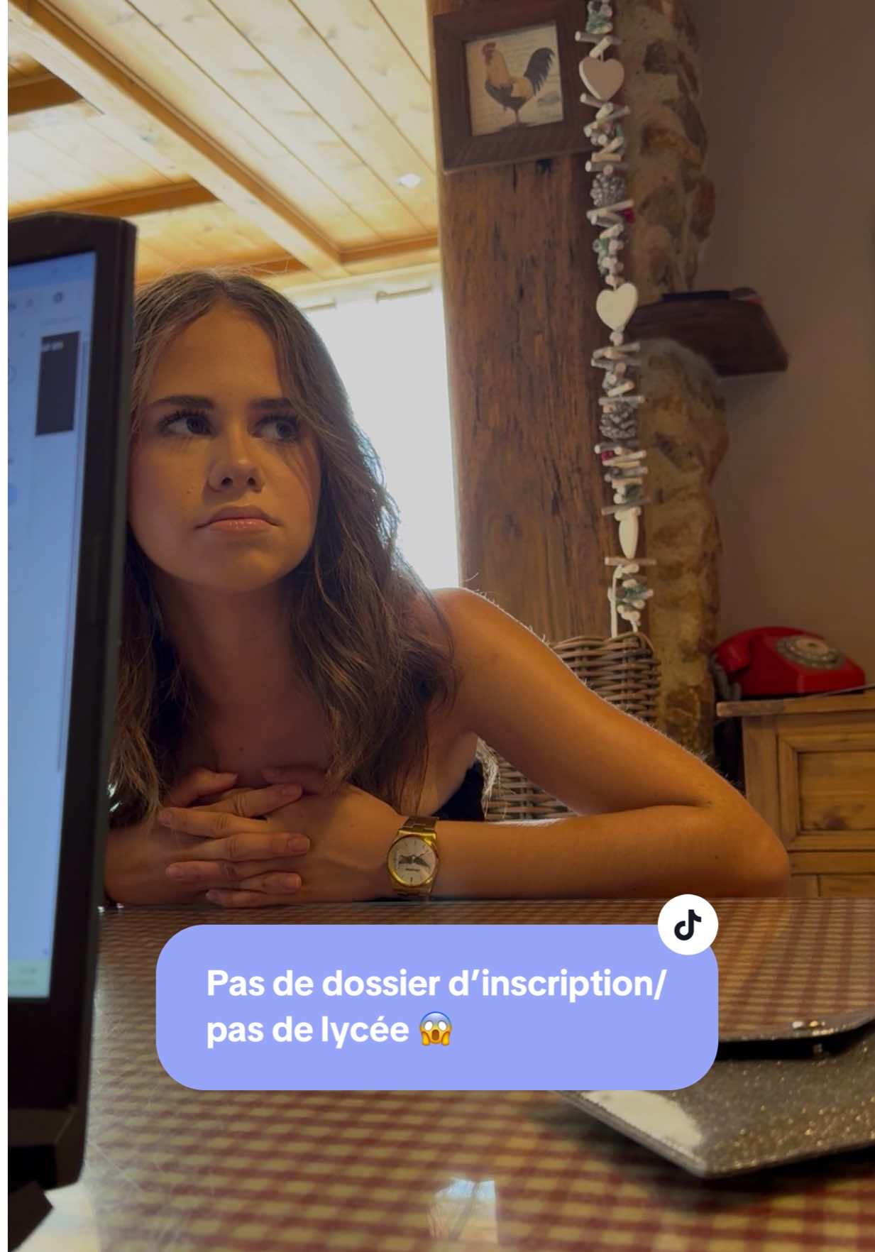 Elle est tendue cette fin d’année scolaire…  #famille #teenmom #teenager #lycee #Vlog #fyp #ado 