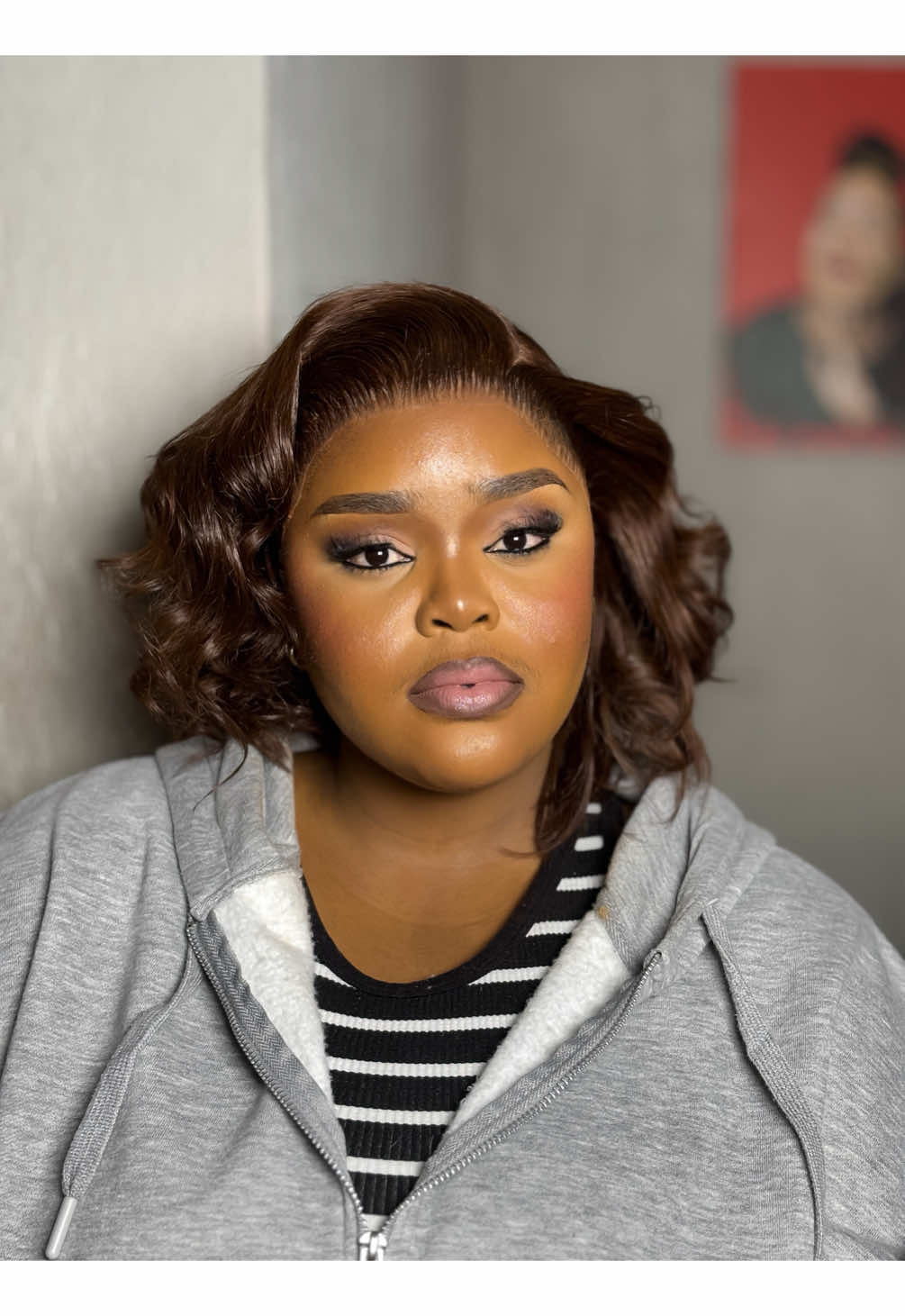 Birthday Glam🫦🤍 #nelspruitmbombela #nelspruittiktoker #barberton #neslpruitmakeupartst #makeup #makeupartist #softglam #makeuplooks #makeupvideos #mua #manchestermakeupartist #manchestermua #makeuptutorials #promomakanliburan #prom