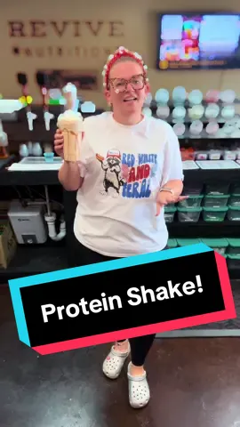 Help me name this shake! Happy Fourth of July! 🇺🇸🫶🏻 #CapCut #protein #proteinrecipes #proteinshake #highproteinlowcarb #lowcalorie 