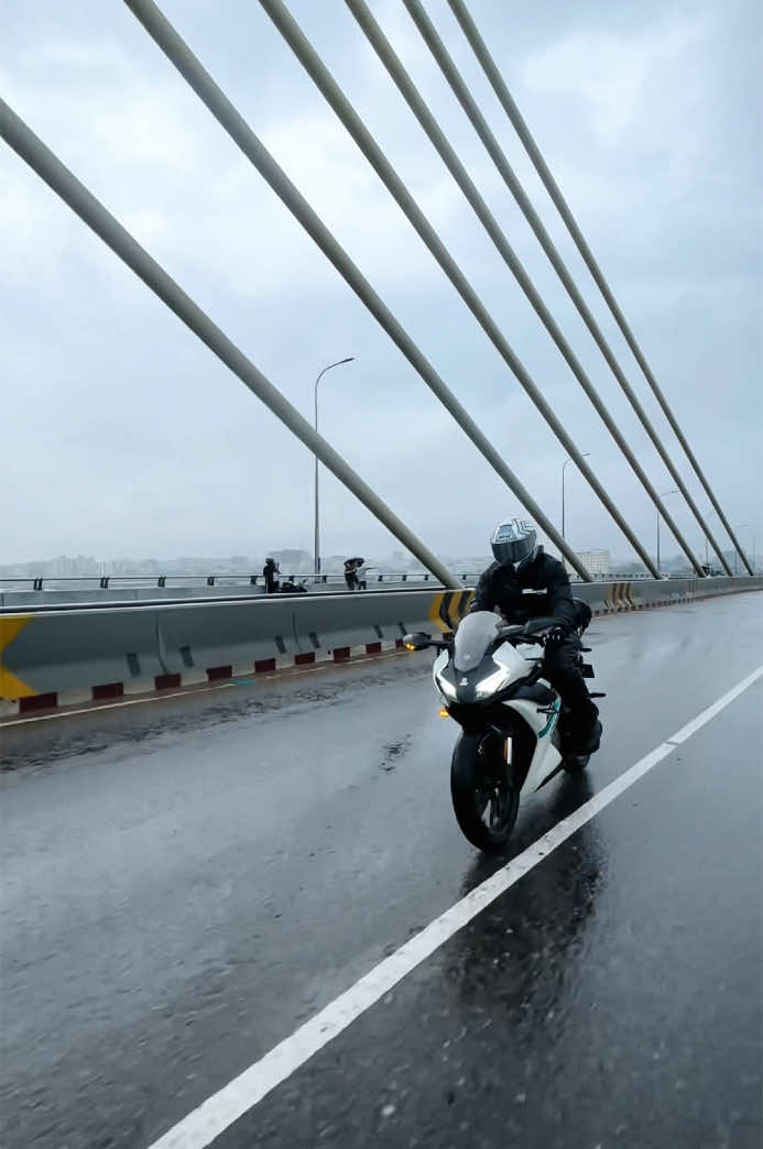 Rain. Road. Ride. Just me and the machine. 🌧️🏍️ #rain #road #ride #rainyride #cfmoto #300sr #sakib #shoikot #sakibshoikot 