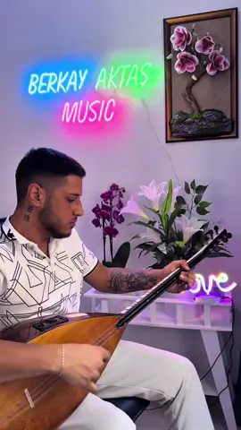 🔥25.000₺ Kampanyalı Nakit Fiyat🔥 ✅Softcase Özel Pedli Kılıf ✅2 Takım Tel ✅2 Yıllık Garanti Belgesi  ✔️💎Daimond Series💎 ✔️Özel Üretim Akustik  ✔️Özel Paketleme  ✔️Dünya’nın Her Yerine Kargo İmkanı ✔️Kaliteli Yıllanmış Ağaçlar ✔️Yurt İçi Ücretsiz Kargo  ✔️Ardıç Tekne (41cm) ✔️Abanoz Klavye ✔️Kelebek Sap ✔️Kanada Kapak (10 yıllık kurutulmuş) ✔️Pelesenk Burgu  ✔️Kısa Sap  ✔️Do Karar