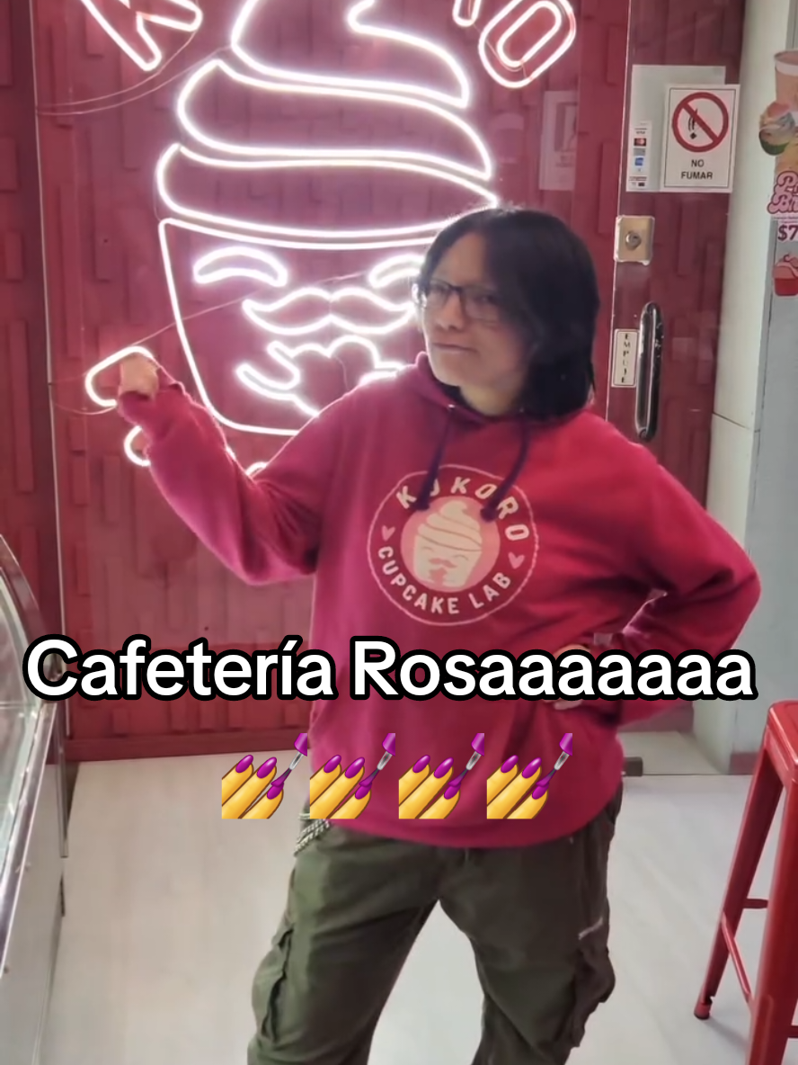 Se hizo lo que se pudú  #cafeteria #providencia #cafecito #cafeteriarosa #santiago #cupcakes #mokaccino #café #cupcakes #cupcakelovers #rollitodecanela #cinamonroll #muffins #capuccino 