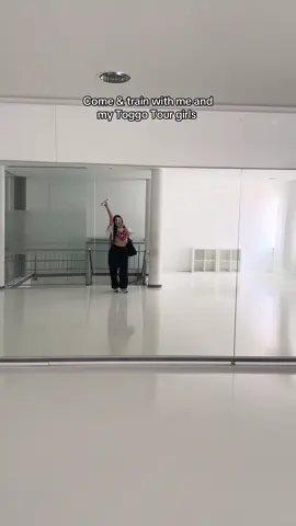 Dance teacher thingsss #dancer #danceteacher #dancing #dancekids 