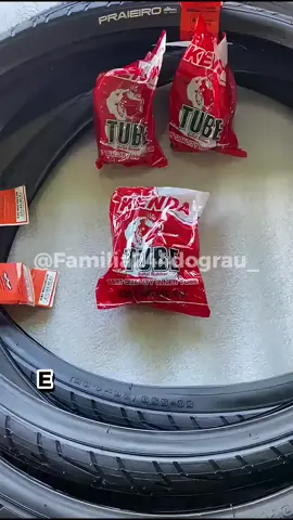 Esse kit completo com um par de pneus Levorin Praieiro Aro 26x1.95 e duas câmaras de ar Kenda Aro 26x1.9/2.125 é uma excelente escolha para ciclistas que buscam qualidade e segurança.  Pneus Levorin Praieiro - Versatilidade: Desempenho em diversos terrenos, especialmente no asfalto. - Confiabilidade: Marca conhecida pela durabilidade dos seus produtos. - Design: Estilo que complementa a bicicleta. - Segurança: Proporciona uma condução estável. Câmaras de Ar Kenda - Durabilidade: Alta resistência e material de borracha de qualidade. - Válvula: Bico Grosso (Schrader) de 33mm. - Aderência a Remendos: Facilita reparos em caso de furos. Vantagens do Kit - Custo-Benefício: Alta qualidade a um ótimo preço. - Desempenho: Ideal para ciclistas que buscam segurança e confiabilidade. - Instalação Fácil: Projetado para rápida instalação e manutenção. - Conclusão: Equipar sua bicicleta com esse kit é garantir uma experiência de pedalada superior, unindo segurança, estilo e durabilidade. É uma ótima oportunidade para melhorar o desempenho da sua bicicleta! . . #Ciclismo #Bicicleta #PneusLevorin #AcessóriosCiclismo #PedaladaSegura #KitCiclismo #ciclismo 