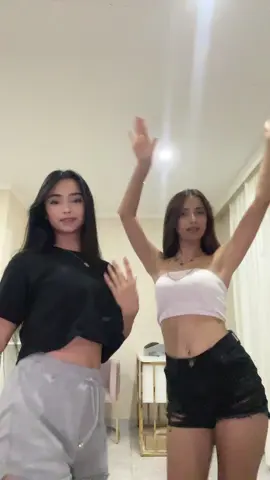 @Elifff nurrr hadi kızım oynaa salla banaa 