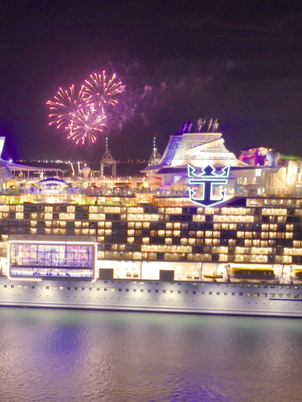 We’re here for the glizzy and the PTO 🌭 #IconoftheSeas #cruise #miami #vacationmode #pto #fireworks