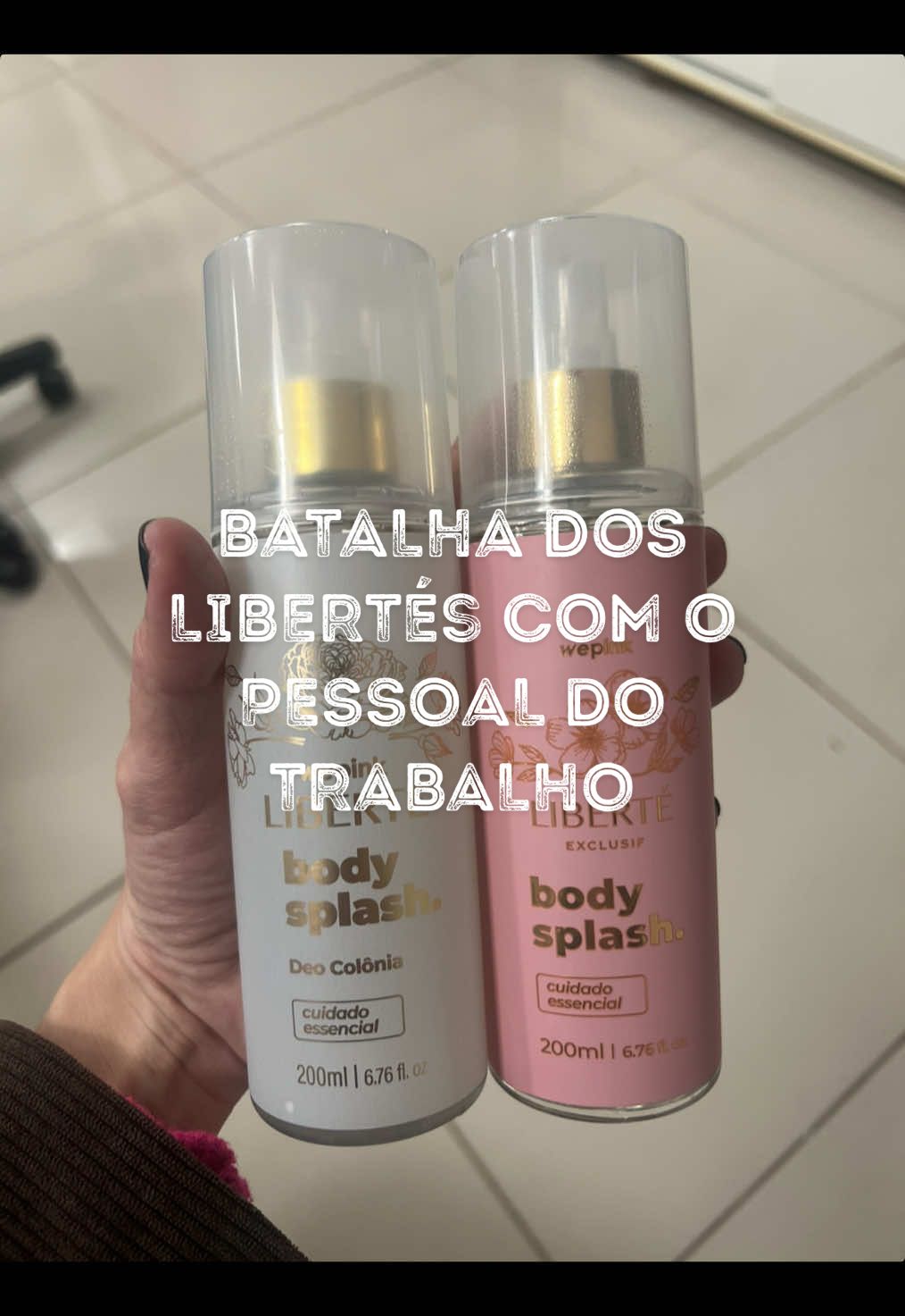 Qual perfume vai ganhar?  Batalha dos Libertés com o pessoal do trabalho! 🤩 Eu amo os dois mais o Exclusif tem meu coração! ❤️ #perfumetiktok #wepink #virginia #liberté #libertéexclusif #cheirosa 