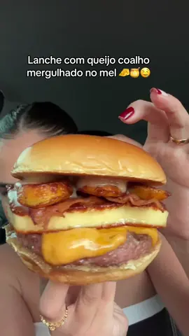 Comeria minha senhoras ??? 🤤 Esse lanche é da hamburgueria Nugrill em Rio Preto ele vai ficar somente 30 dias no cardápio 💖 #lanche #hamburger #comendo #burguer 