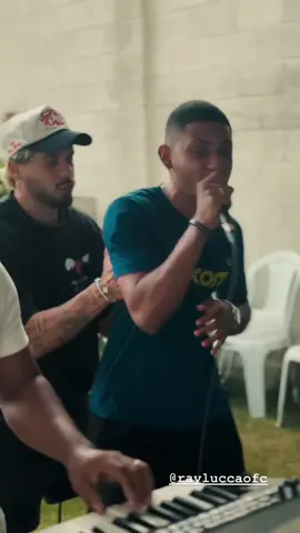 Pega a energia desse homem Brasil😍 Zé na sua melhor fase sim e nem venham dizer o contrário! @Zé Felipe  #zefelipecantor 