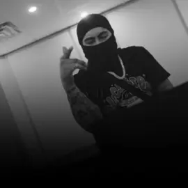 Enamorado.. #enamorado #elmakabelico #zyxcba #Viral #fyp #temasos #musicvideo #5_11 