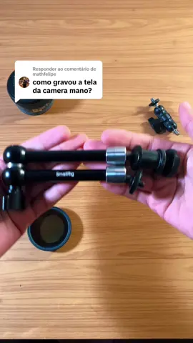 Respondendo a @mathfelipe  Magic arm Smallrig. Acessório mt util pra fazer filmagens da camera ou prender ela em vários lugares. Da pra criar mt coisa com ele…  #sonyzve10 #sony #zve10 #fyp #fotografia #smallrig #rig #camera #camerasetup #magicarm #pov 