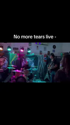 Solo da No more tears ao vivo com a banda Secret Loser - Ozzy/Sabbath Tribute #nomoretears #zakkwylde #ozzyosbourne #guitartok 