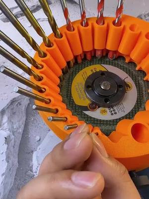 Gerinda mata bor, mata bor yang tumpul bisa diasah dengan alat gerinda bor#gerindamatabor #DrillSharpener#fyp  #DrillGrinderBit #grindingtools#Pengasahmatabor#Alatpengasahbor#Alatpengasah
