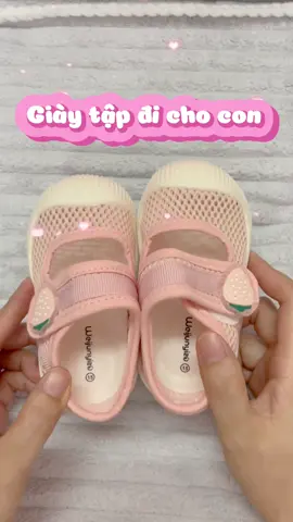 Trong quá trình tập đi của con thì việc lựa chọn 1 đôi giày phù hợp rất quan trọng đó các mẹ#viral #xuhướngtiktok #Bánhbao #giàytậpđichobé 