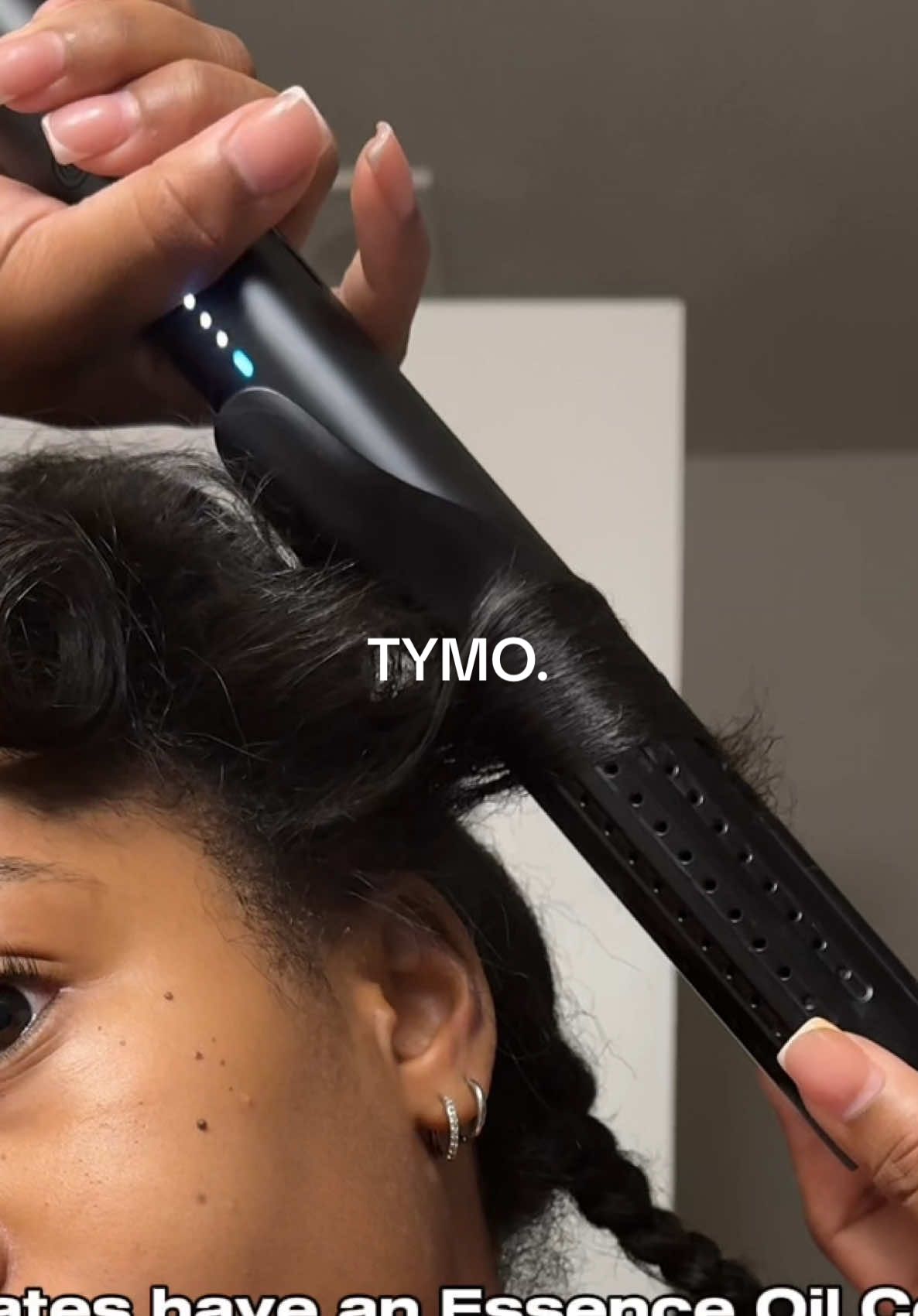 A good 2 n 1, Hair straightener to protect from heat damage ⭐️ #tymobeauty #CurlsTYMO #TikTokShopNewArrivals #tymoairflow #superbranddayDFYD